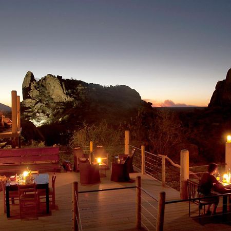 Erongo Wilderness Lodge Omaruru Exteriör bild