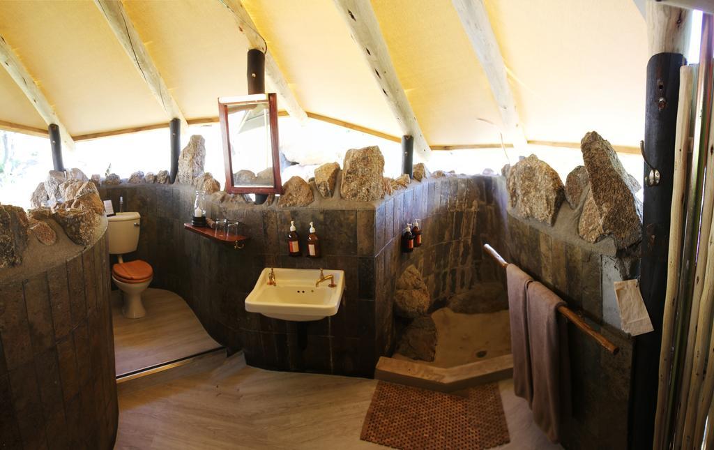 Erongo Wilderness Lodge Omaruru Exteriör bild
