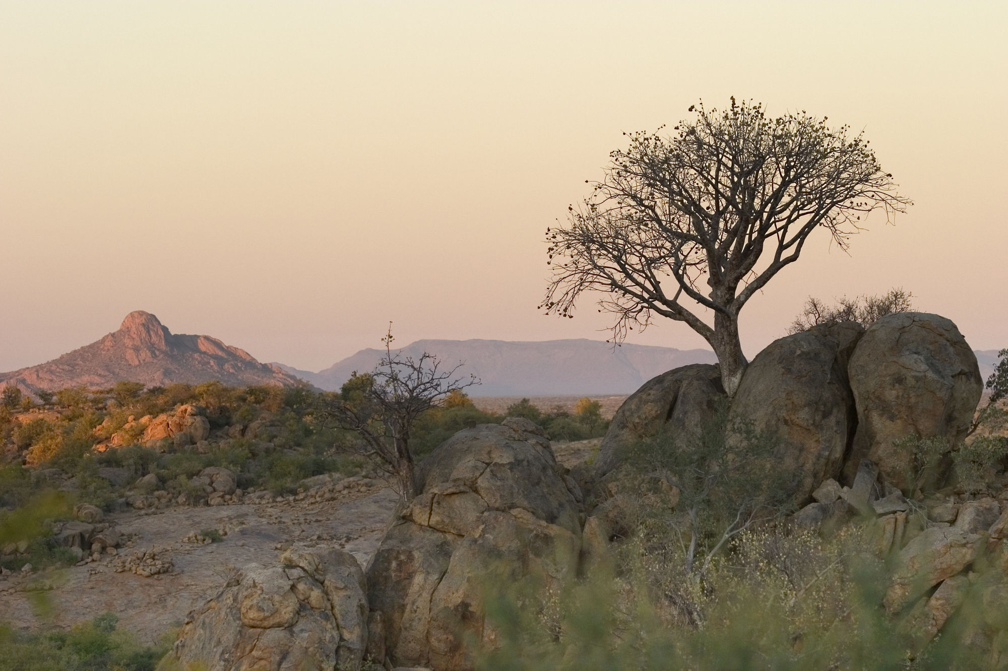Erongo Wilderness Lodge Omaruru Exteriör bild