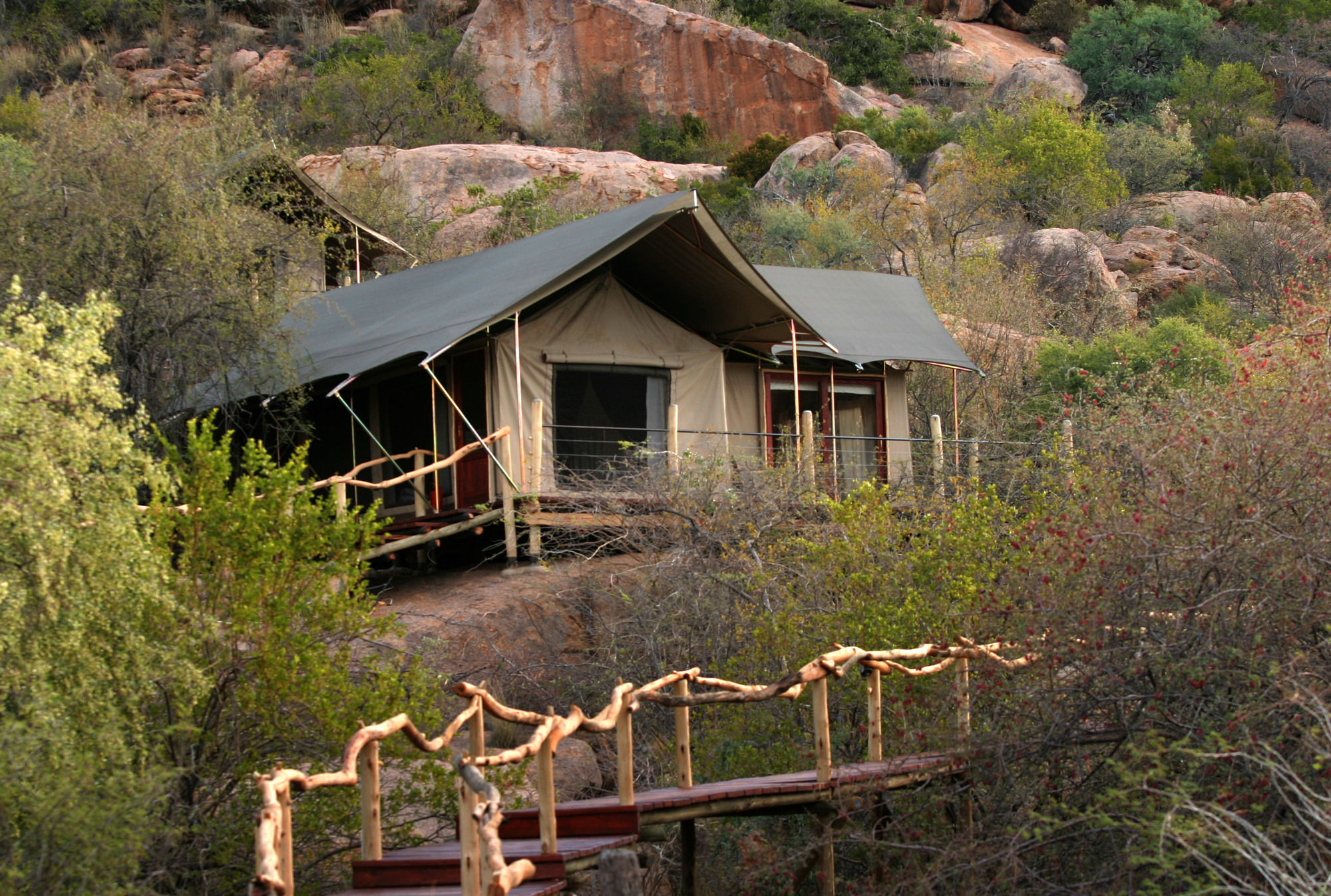 Erongo Wilderness Lodge Omaruru Exteriör bild