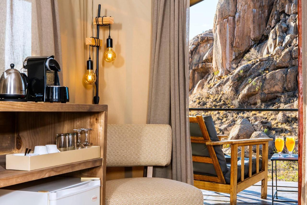 Erongo Wilderness Lodge Omaruru Exteriör bild