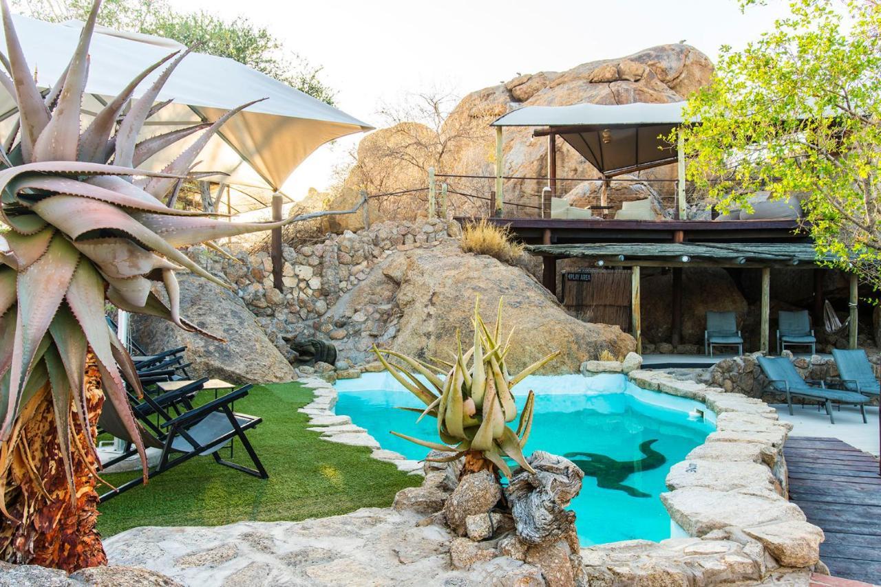 Erongo Wilderness Lodge Omaruru Exteriör bild